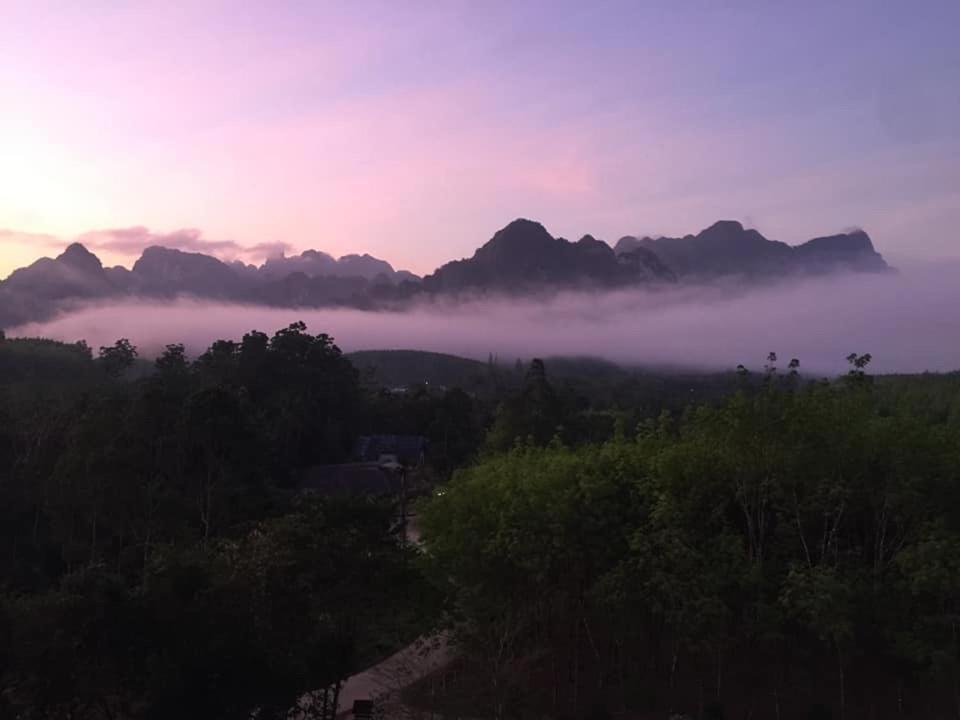 Billion Views Khaosok Homestay Khao Sok National Park Exteriér fotografie